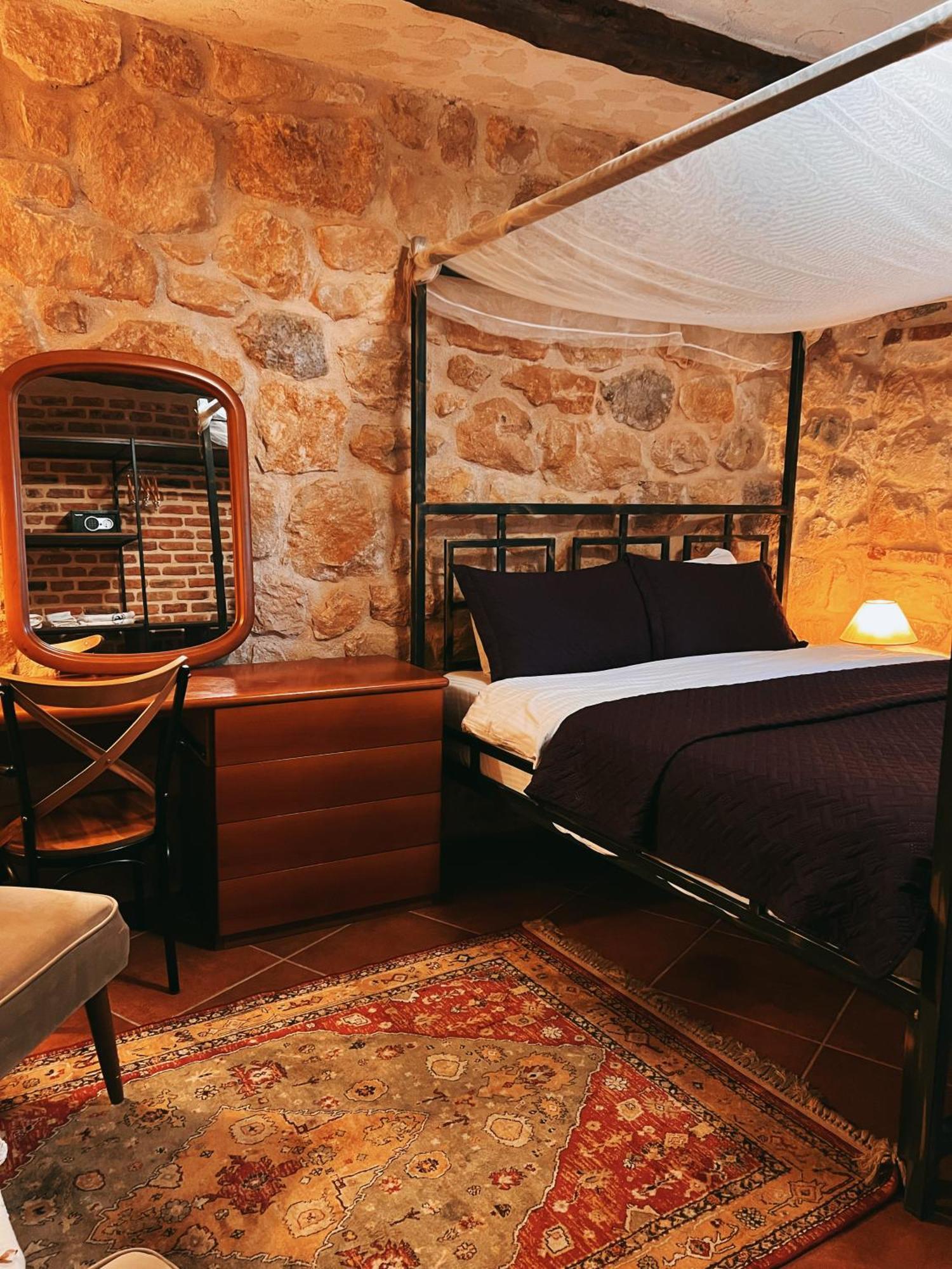 Chateau Fasel Farm stay *