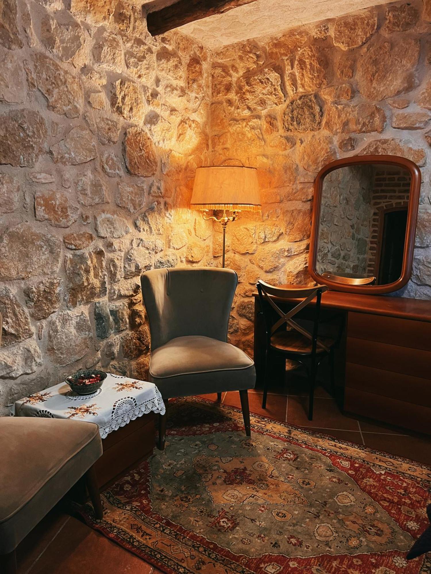 Farm stay Chateau Fasel *