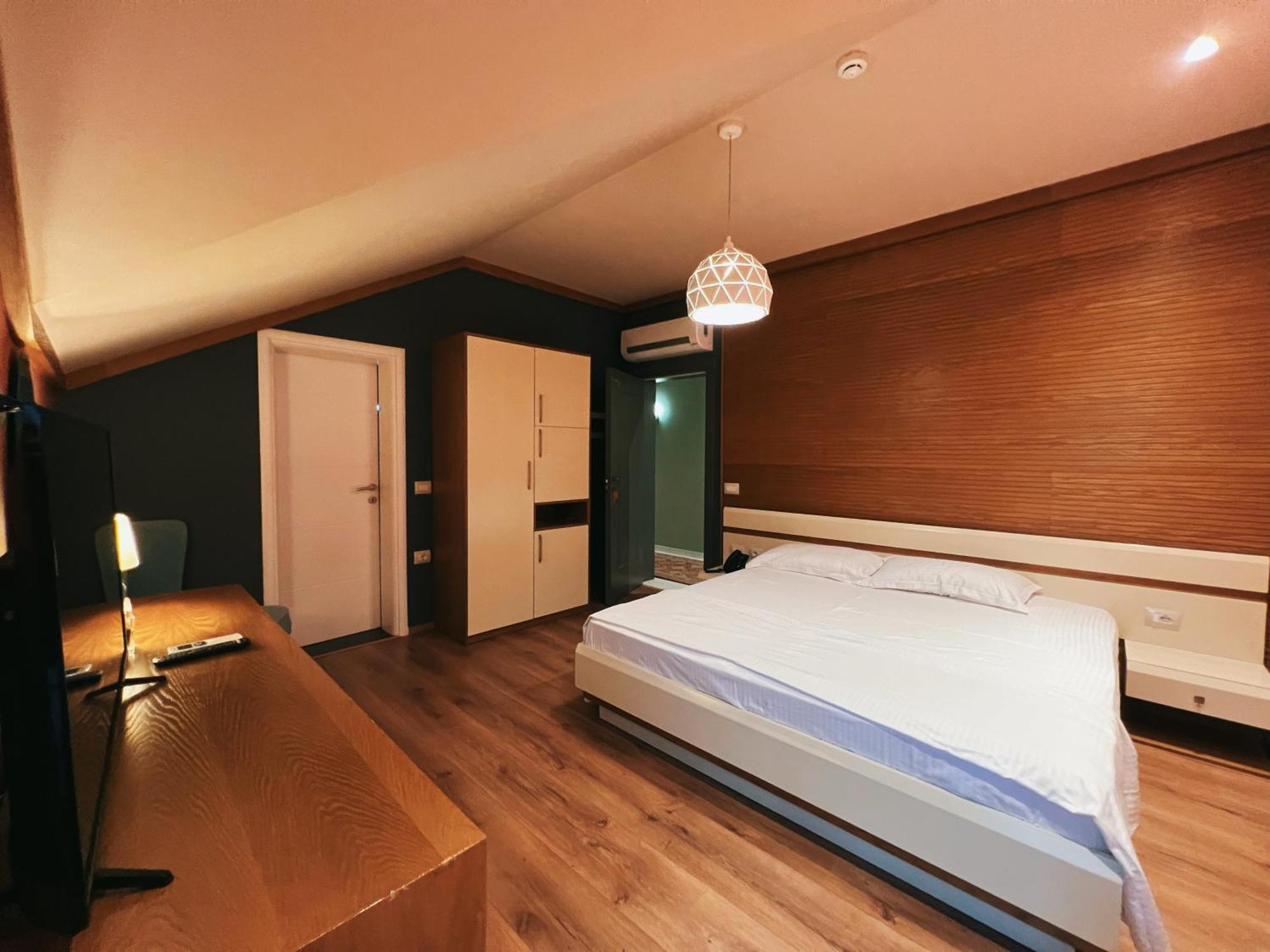 Farm stay Chateau Fasel