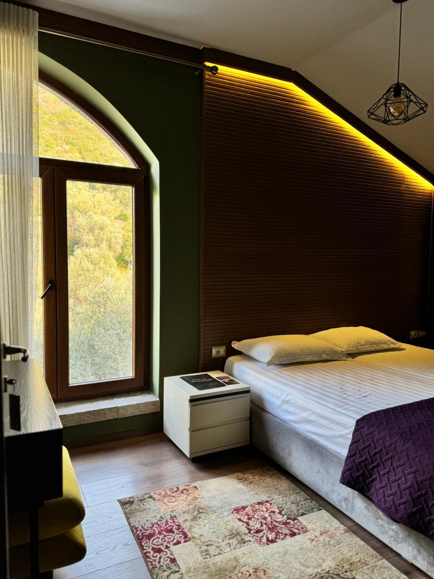 Farm stay Chateau Fasel